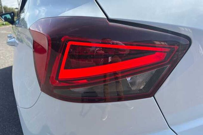 SEAT Ibiza 1.0 TSI (115ps) FR DSG 5-Door