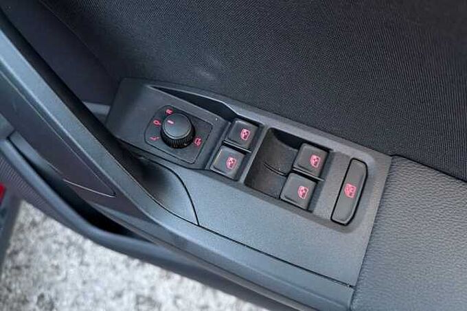 SEAT Arona 1.0 TSI 110 FR Red Edition 5dr