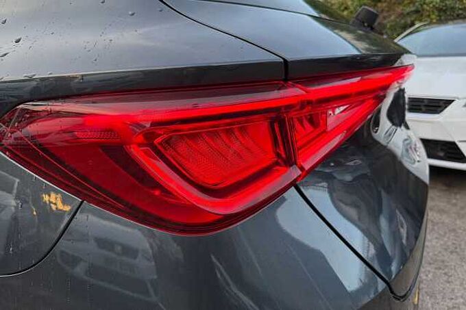 SEAT Leon 1.5 eTSI 150 Xcellence 5dr DSG