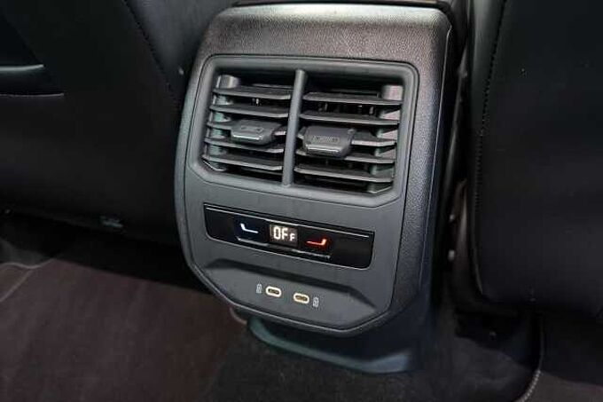 SEAT Leon 1.5 eTSI 150 Xcellence 5dr DSG