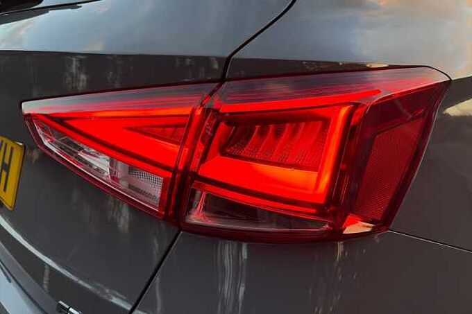 SEAT Arona 1.0 TSI 115 FR Black Edition 5dr